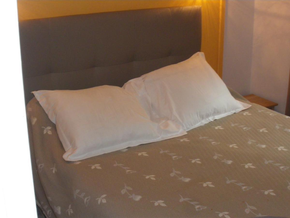 Les Coquillettes Bed & Breakfast Équemauville Exterior foto